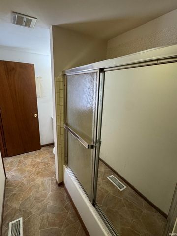 7336 Regina Drive, Fort Wayne, IN 46815