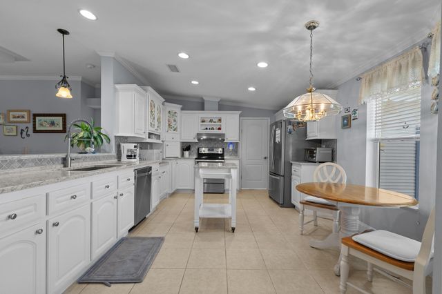 177 Wellspring Dr., Conway, SC 29526