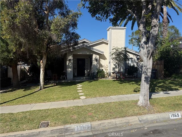 1965 Saint Louis, Signal Hill, CA 90755