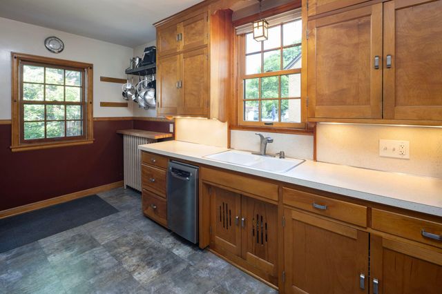 5720 11th Avenue S, Minneapolis, MN 55417