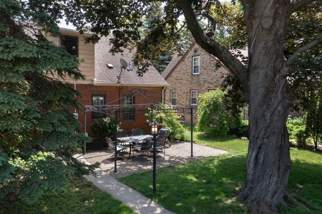 5720 11th Avenue S, Minneapolis, MN 55417