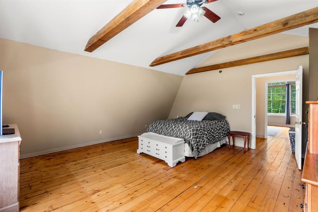 69 Mountain Road, Deerfield, NH 03037