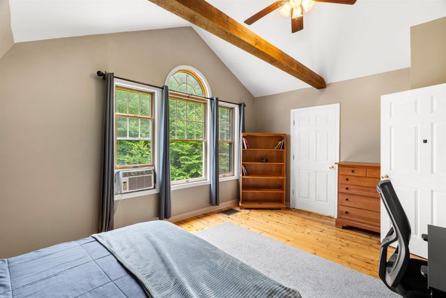 69 Mountain Road, Deerfield, NH 03037