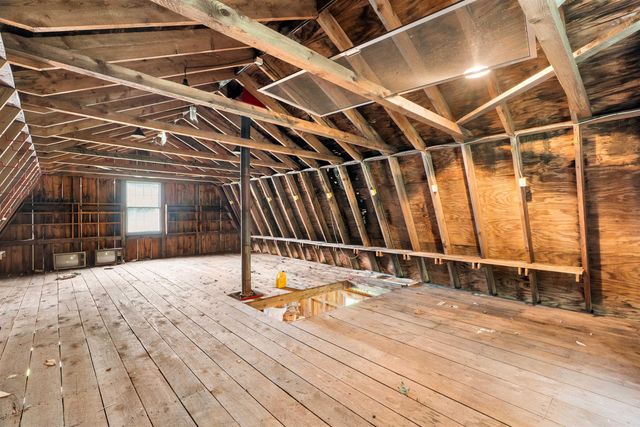 69 Mountain Road, Deerfield, NH 03037