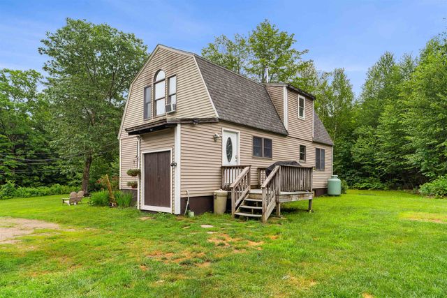69 Mountain Road, Deerfield, NH 03037