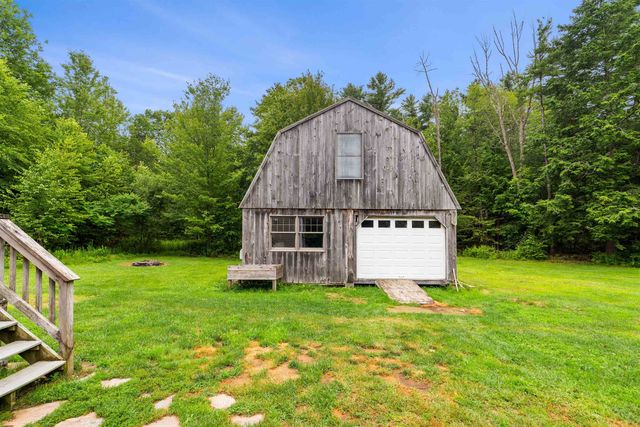 69 Mountain Road, Deerfield, NH 03037