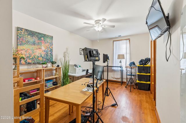 243 Kool Springs Dr, Shepherdsville, KY 40165