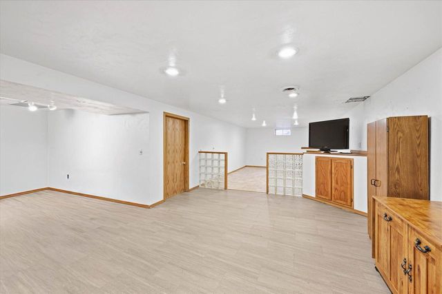 1417 LINDALE LANE, Green Bay, WI 54313