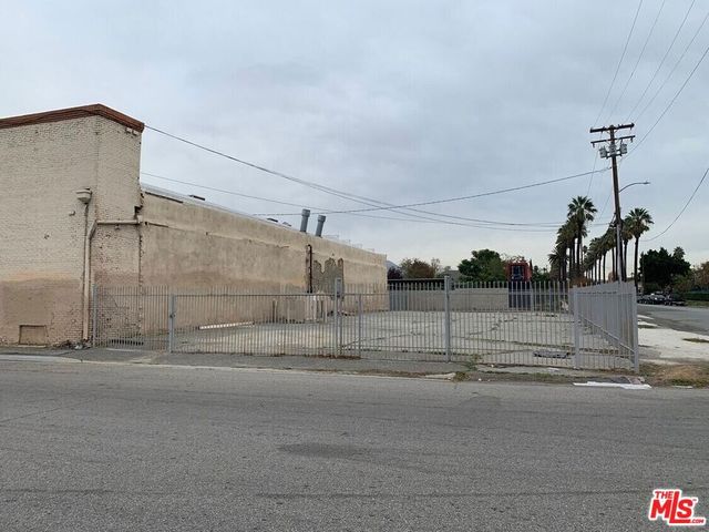 3800 Commerce Street, Riverside, CA 92507