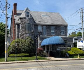 100 Court St, Plymouth, MA 02360