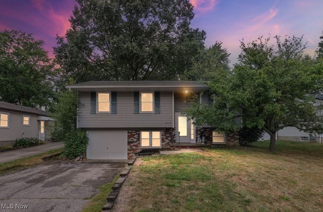 2253 Tyro Avenue, Akron, OH 44305