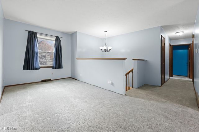 2253 Tyro Avenue, Akron, OH 44305