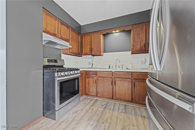 2253 Tyro Avenue, Akron, OH 44305