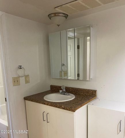 770 N Dodge Blvd Apt 22, Tucson, AZ 85716