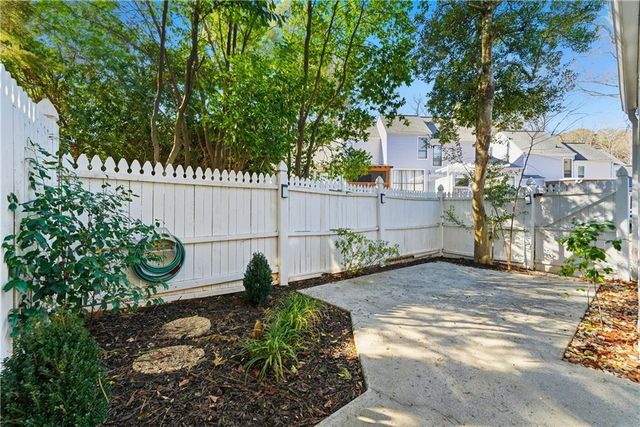 2632 Briarwood SE Drive, Marietta, GA 30067