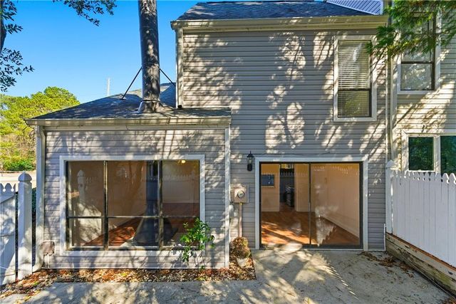 2632 Briarwood SE Drive, Marietta, GA 30067