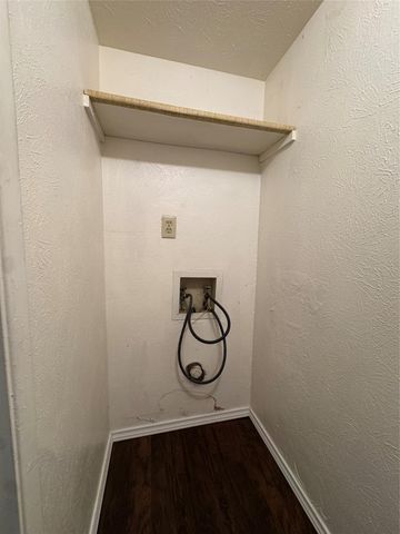 447 Pogue Street, Cedar Hill, TX 75104