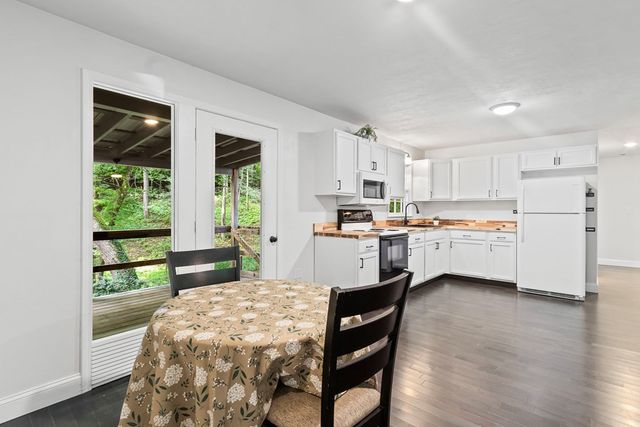 123 Quarry Road, Andrews, NC 28901