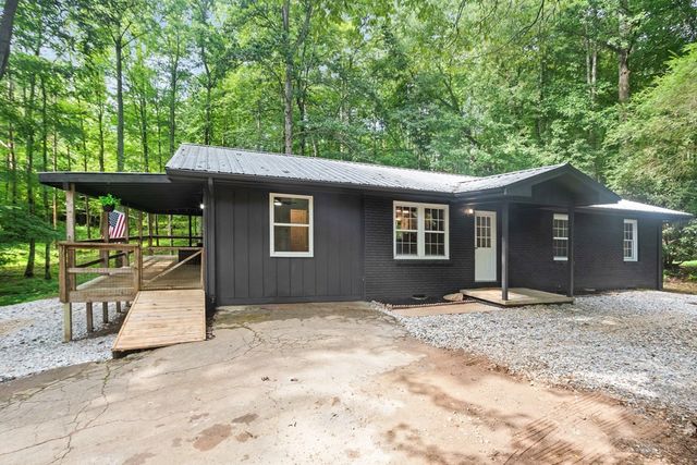 123 Quarry Road, Andrews, NC 28901