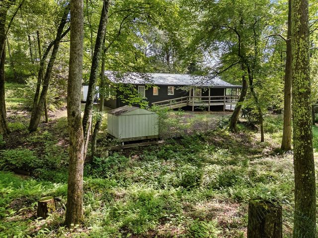 123 Quarry Road, Andrews, NC 28901
