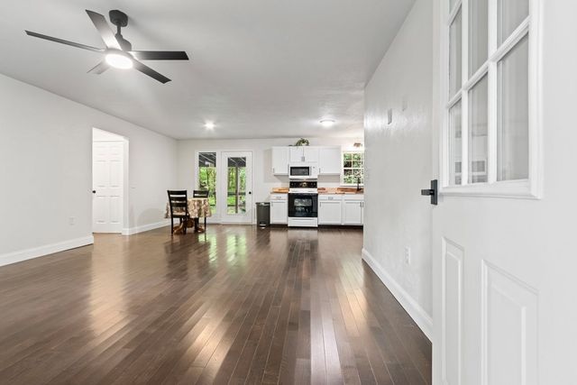 123 Quarry Road, Andrews, NC 28901