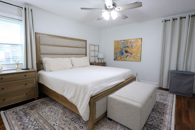 1511 Coral Dr, Houma, LA 70360