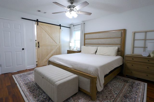 1511 Coral Dr, Houma, LA 70360
