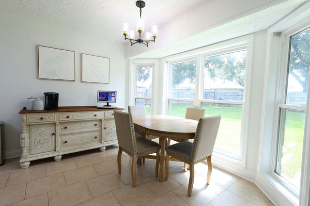 1511 Coral Dr, Houma, LA 70360