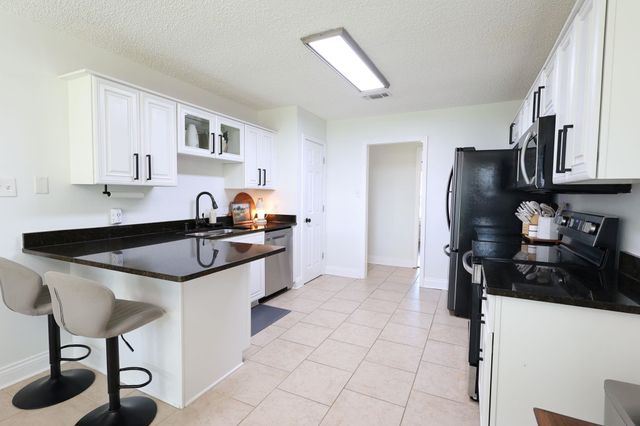 1511 Coral Dr, Houma, LA 70360