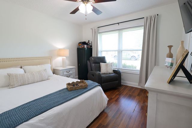 1511 Coral Dr, Houma, LA 70360
