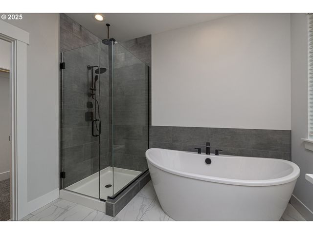 15225 Se TOWERS Ter, Milwaukie, OR 97267