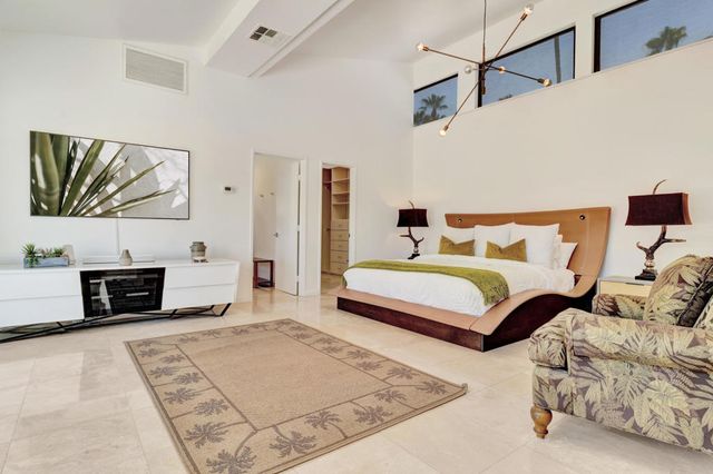 2598 S Camino Real, Palm Springs, CA 92264