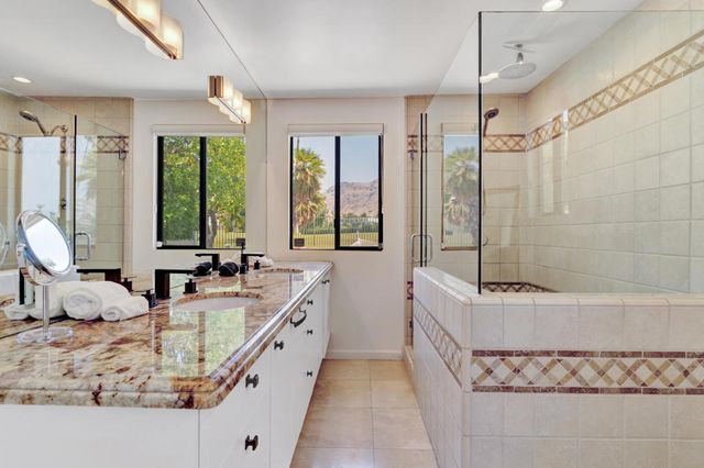 2598 S Camino Real, Palm Springs, CA 92264