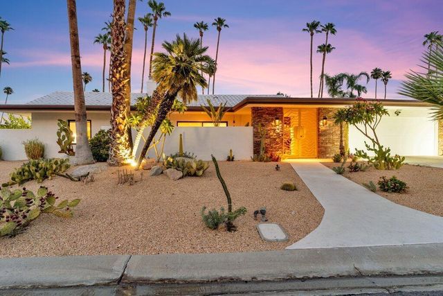 2598 S Camino Real, Palm Springs, CA 92264