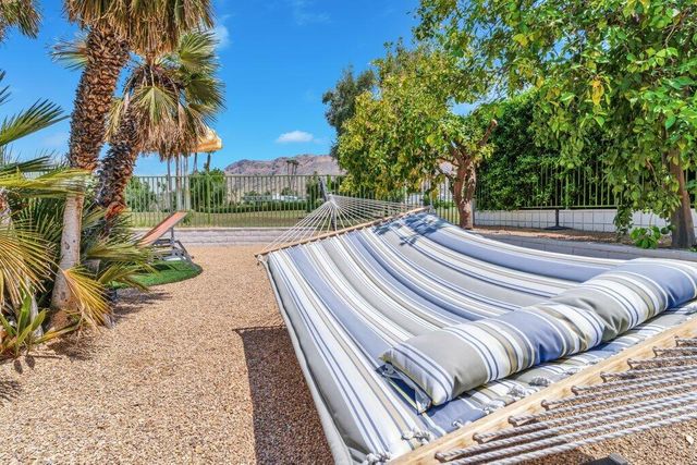 2598 S Camino Real, Palm Springs, CA 92264