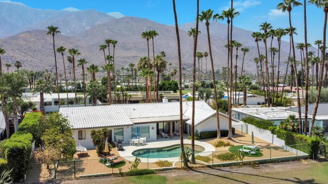 2598 S Camino Real, Palm Springs, CA 92264