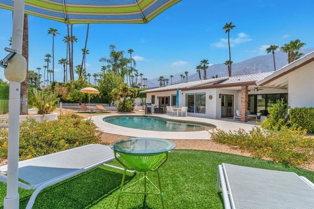 2598 S Camino Real, Palm Springs, CA 92264