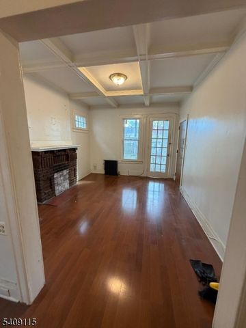 86 Ella St, Bloomfield Twp., NJ 07003