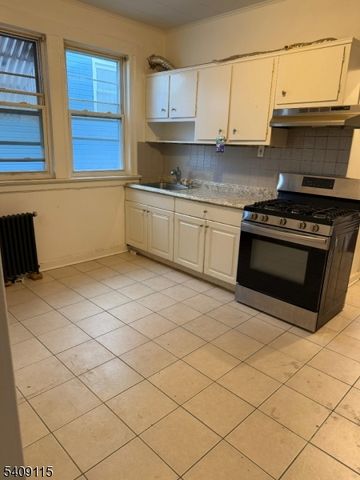 86 Ella St, Bloomfield Twp., NJ 07003