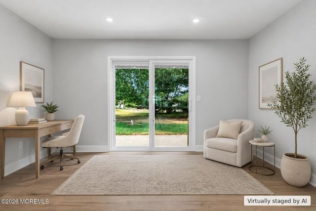 6 Coventry Road, Toms River, NJ 08757
