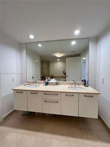 3101 S Ocean Dr 3102, Hollywood, FL 33019