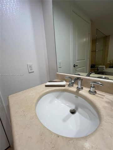 3101 S Ocean Dr 3102, Hollywood, FL 33019