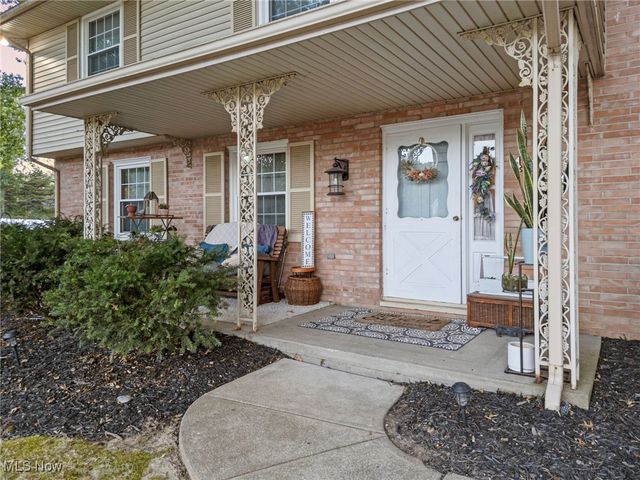 4277 Skycrest Drive NW, Canton, OH 44718