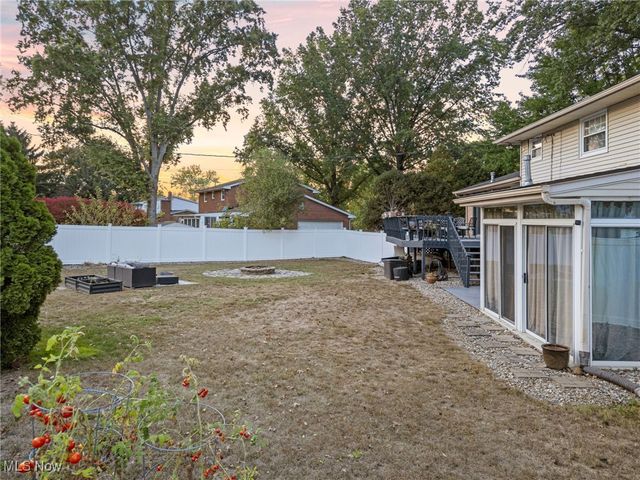 4277 Skycrest Drive NW, Canton, OH 44718