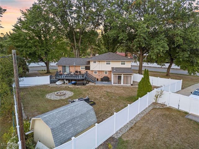 4277 Skycrest Drive NW, Canton, OH 44718