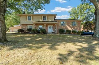 4277 Skycrest Drive NW, Canton, OH 44718