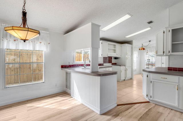 9207 Widener Street, Panama City Beach, FL 32407