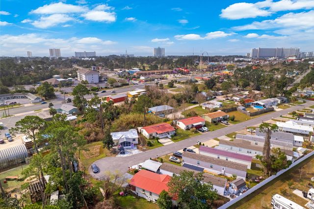 9207 Widener Street, Panama City Beach, FL 32407