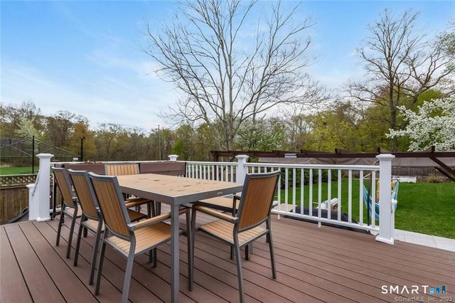 89 Noroton Avenue, Darien, CT 06820