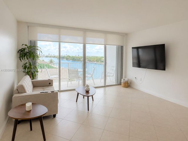 5838 Collins Ave 5G, Miami Beach, FL 33140